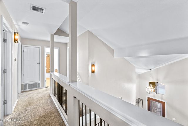 433 CLAIBORNE Street, Horizon City, TX 79928