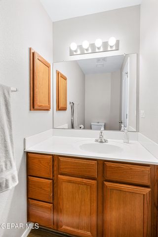 433 CLAIBORNE Street, Horizon City, TX 79928