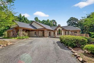 2551 E Maddox Road, Buford, GA 30519