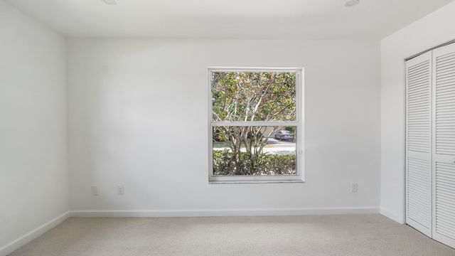 1071 NW 97th Avenue, Plantation, FL 33322