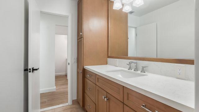 1071 NW 97th Avenue, Plantation, FL 33322