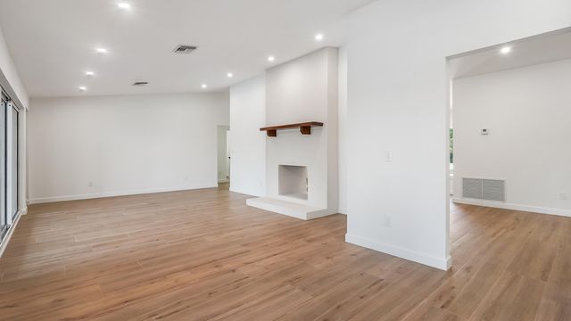 1071 NW 97th Avenue, Plantation, FL 33322