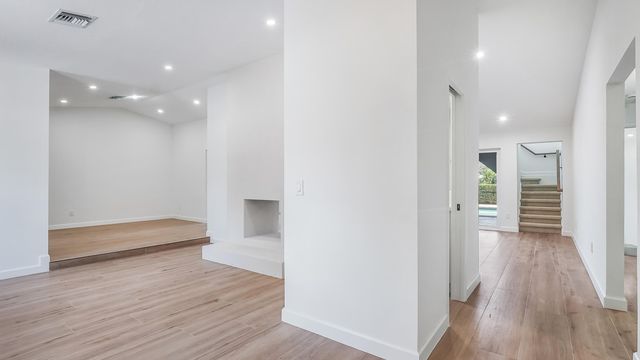 1071 NW 97th Avenue, Plantation, FL 33322