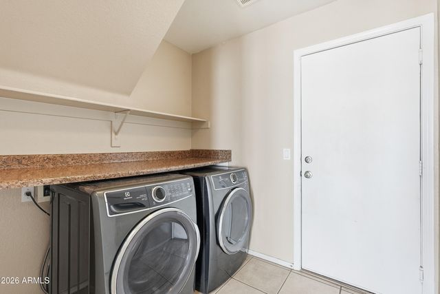 1571 S MONTEREY Street, Gilbert, AZ 85233