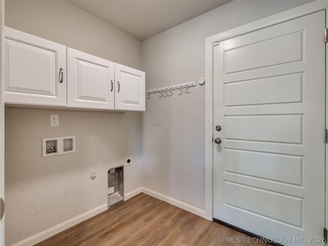 2126 E 140th Street S, Bixby, OK 74008