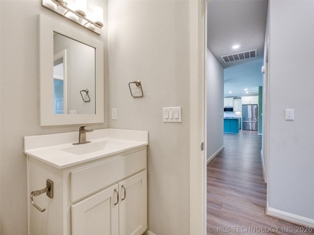 2126 E 140th Street S, Bixby, OK 74008