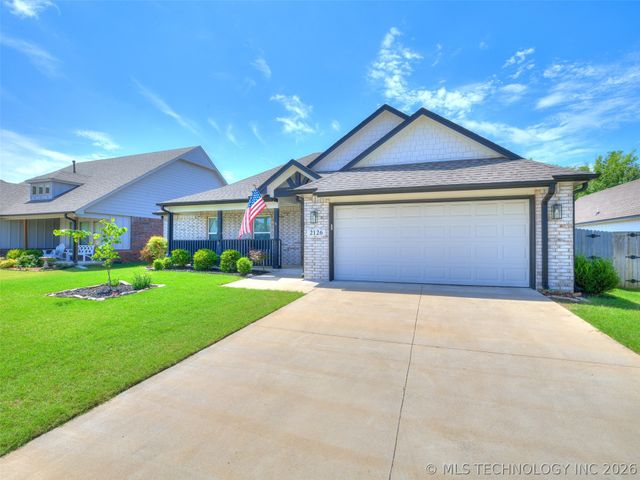 2126 E 140th Street S, Bixby, OK 74008