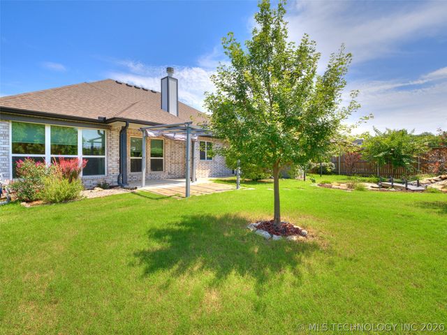 2126 E 140th Street S, Bixby, OK 74008