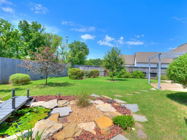 2126 E 140th Street S, Bixby, OK 74008