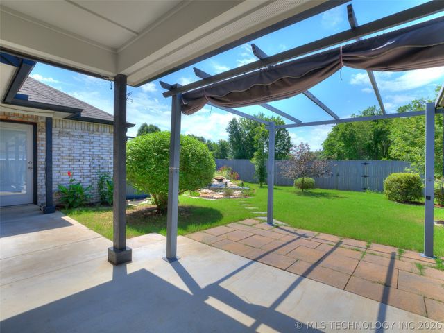 2126 E 140th Street S, Bixby, OK 74008