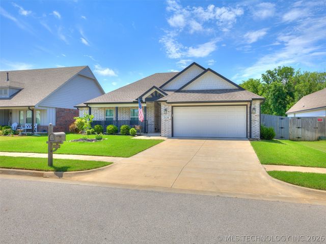 2126 E 140th Street S, Bixby, OK 74008