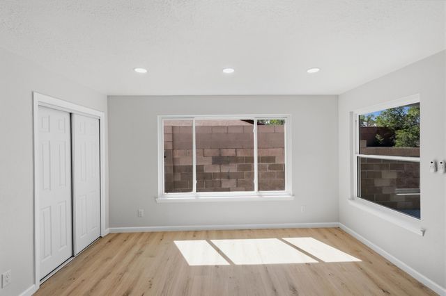 1905 Indian School Road NW, Albuquerque, NM 87104