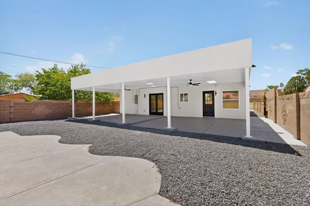 1905 Indian School Road NW, Albuquerque, NM 87104