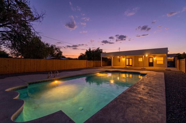 1905 Indian School Road NW, Albuquerque, NM 87104