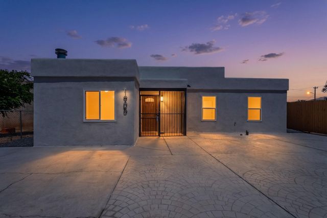 1905 Indian School Road NW, Albuquerque, NM 87104
