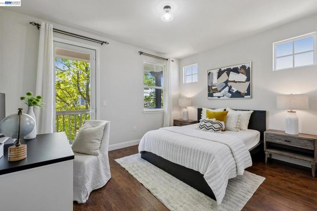 130 Benmore Dr, Hayward, CA 94542