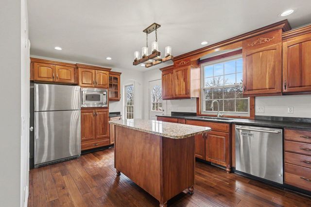 1438 S Satterlee Road, Montcalm Twp, MI 49326
