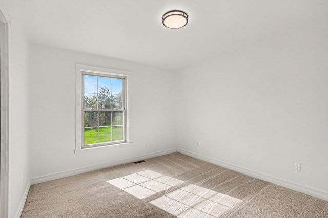 1438 S Satterlee Road, Montcalm Twp, MI 49326