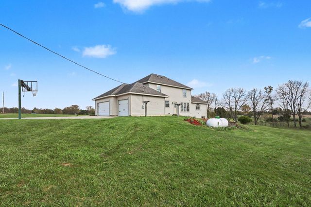 1438 S Satterlee Road, Montcalm Twp, MI 49326