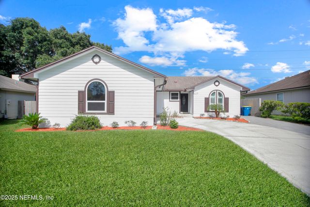 327 HICKORY HOLLOW Drive, Jacksonville, FL 32225