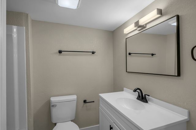 403 Carpenter St, Mount Pleasant, TN 38474