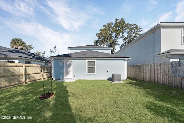 7720 DANDY Avenue, Jacksonville, FL 32211