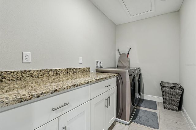 1208 HILLBRIDGE DRIVE, Haines City, FL 33844