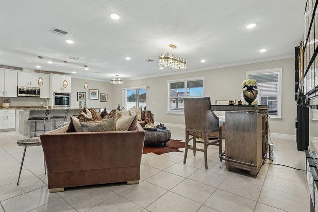 1208 HILLBRIDGE DRIVE, Haines City, FL 33844