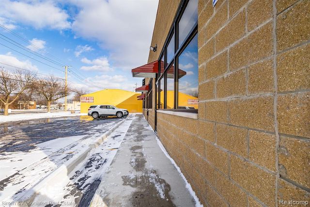 3065 Oakwood Boulevard, Melvindale, MI 48122