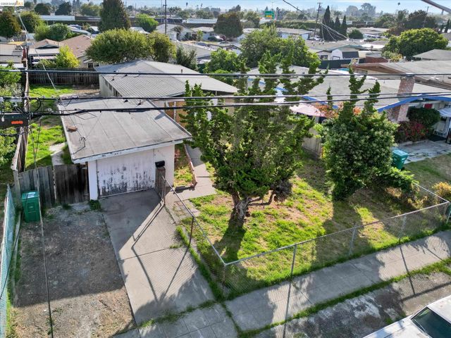 27758 La Porte Ave, Hayward, CA 94545