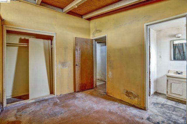 27758 La Porte Ave, Hayward, CA 94545