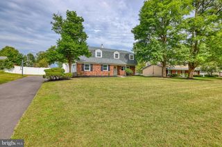 918 EDGEWOOD RD, Yardley, PA 19067