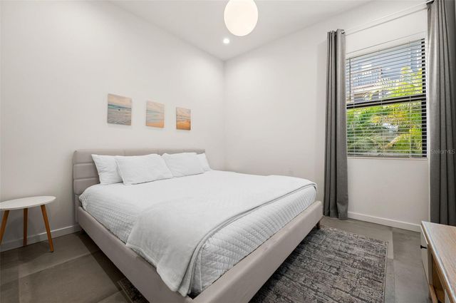 5351 MOELLER AVENUE, Sarasota, FL 34233