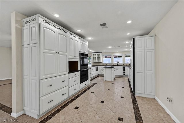 3645 Forestcrest Drive, Las Vegas, NV 89121