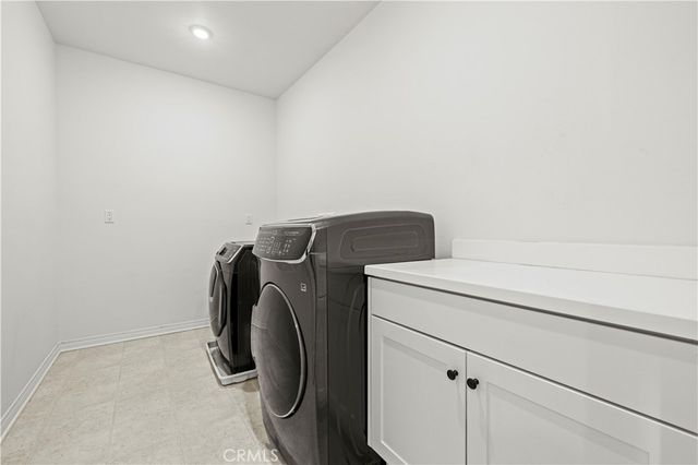 20825 Red Sky Ct, Saugus, CA 91350