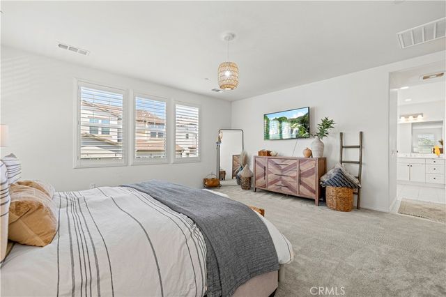 20825 Red Sky Ct, Saugus, CA 91350