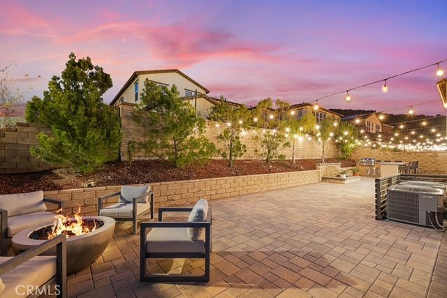 20825 Red Sky Ct, Saugus, CA 91350