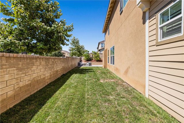 20825 Red Sky Ct, Saugus, CA 91350