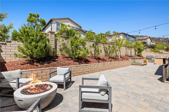 20825 Red Sky Ct, Saugus, CA 91350