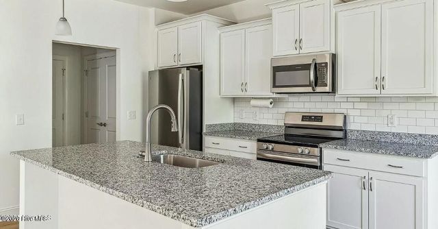 409 Kendall Drive, Southern Pines, NC 28387