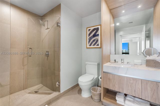11 NE 6th St 2310, Miami, FL 33132