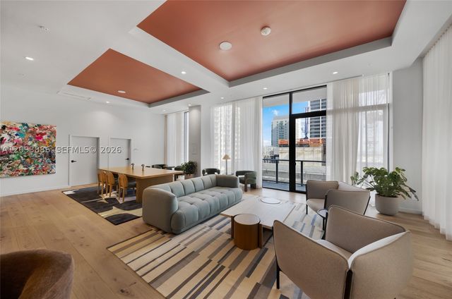 11 NE 6th St 2310, Miami, FL 33132