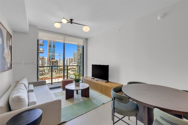 11 NE 6th St 2310, Miami, FL 33132