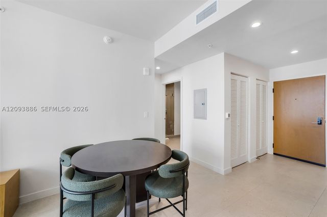 11 NE 6th St 2310, Miami, FL 33132