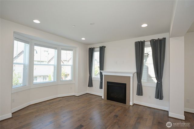 1356 Greenwich Walk NE, Issaquah, WA 98029