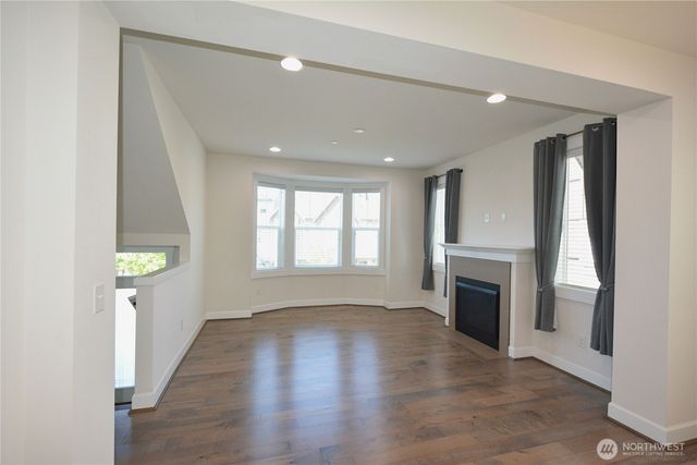 1356 Greenwich Walk NE, Issaquah, WA 98029