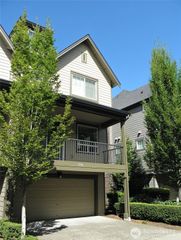 1356 Greenwich Walk NE, Issaquah, WA 98029