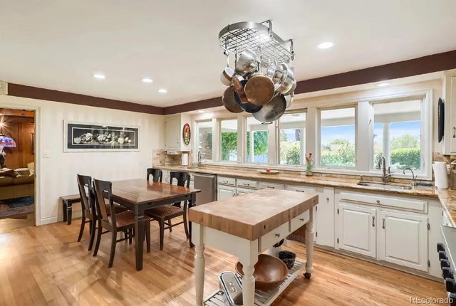5522 W Lakeridge Road, Lakewood, CO 80227