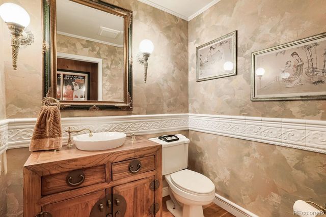 5522 W Lakeridge Road, Lakewood, CO 80227