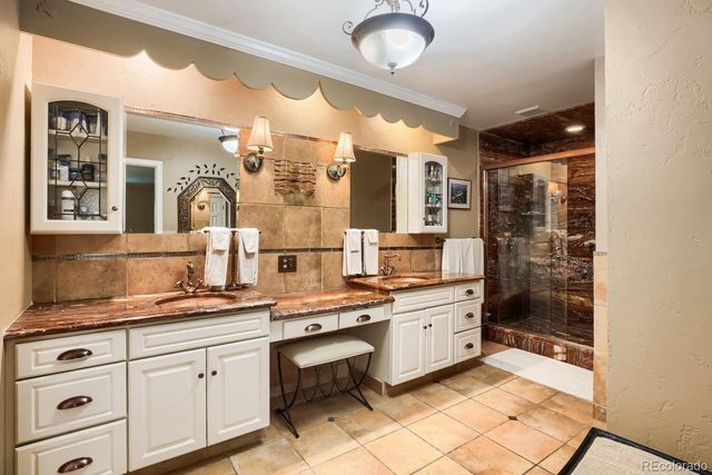 5522 W Lakeridge Road, Lakewood, CO 80227